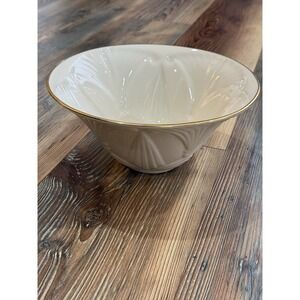 Lenox Ivory ~ USA ~ "SWEEPING FANS" Bowl ~ 9 1/2" " x 4 1/2" Deep